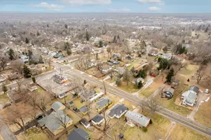 986 N Prospect Rd, Ypsilanti, MI 48198 - Photo 41