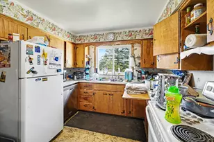 9235 Lapeer Rd, Davison, MI 48423 - Photo 9