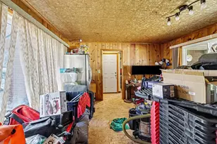 9235 Lapeer Rd, Davison, MI 48423 - Photo 17