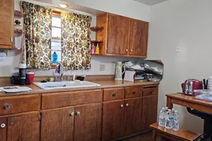 209 S Marshall St, New Buffalo, MI 49117 - Photo 3