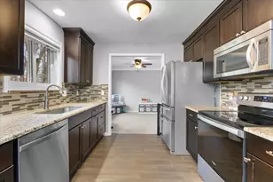 4790 Belzair Dr, Troy, MI 48085 - Photo 21