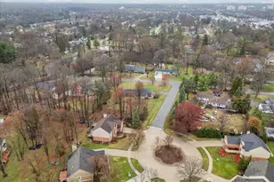 4790 Belzair Dr, Troy, MI 48085 - Photo 7