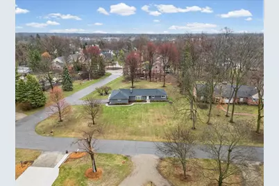 4790 Belzair Drive, Troy, MI 48085 - Photo 5