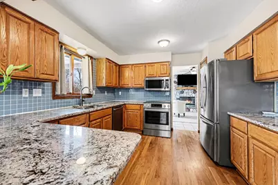 2875 Trailwood Lane, Ann Arbor, MI 48105 - Photo 11