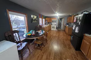 123 W Walnut St, Stanton, MI 48888 - Photo 7