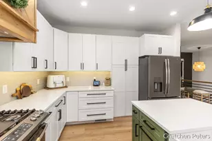 7540 Thornapple Dales Dr SE, Alto, MI 49302 - Photo 17