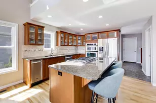 425 Island Pointe Dr, Saint Joseph, MI 49085 - Photo 19