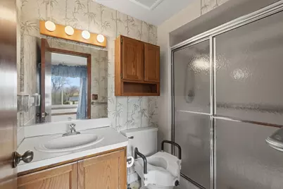 37962 Munger Drive, Livonia, MI 48154 - Photo 15