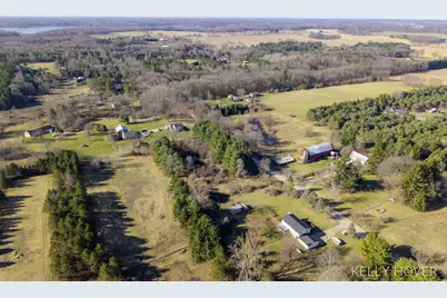 V/L Heintzelman, Rockford, MI 49341 - Photo 5