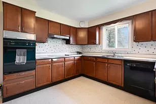 2431 Lilac Ave, Niles, MI 49120 - Photo 7