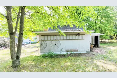 5350 E Crystal Lake Road, Holton, MI 49425 - Photo 17