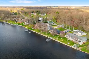 70032 Oak Leaf Dr, Edwardsburg, MI 49112 - Photo 41