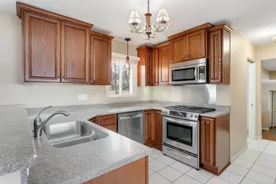 70032 Oak Leaf Drive, Edwardsburg, MI 49112 - Photo 17