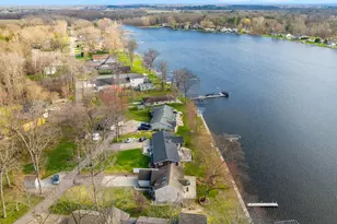 70032 Oak Leaf Dr, Edwardsburg, MI 49112 - Photo 37