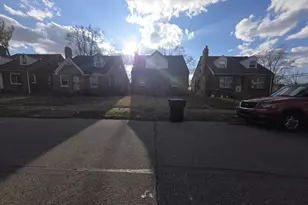 14677 Cloverlawn Ave, Detroit, MI 48238 - Photo 3