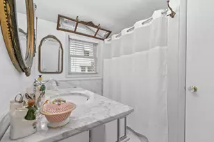 79 Budlong St, Hillsdale, MI 49242 - Photo 9