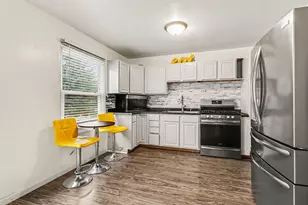 276 Viking Dr, Battle Creek, MI 49017 - Photo 7