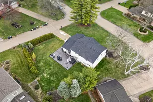 15895 Hickory Ridge Dr, Northville, MI 48168 - Photo 65