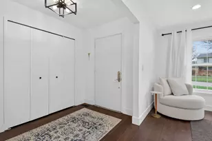 15895 Hickory Ridge Dr, Northville, MI 48168 - Photo 7