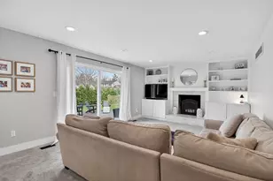 15895 Hickory Ridge Dr, Northville, MI 48168 - Photo 23