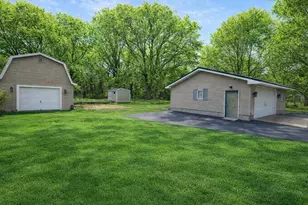 2844 W Glenlord Rd, Stevensville, MI 49127 - Photo 25