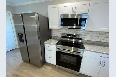 913 Pine Avenue, Alma, MI 48801 - Photo 7