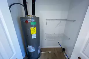 913 Pine Ave, Alma, MI 48801 - Photo 17