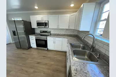 913 Pine Avenue, Alma, MI 48801 - Photo 5