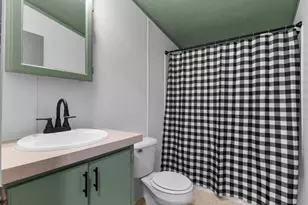 252 W Lincoln St, Reading, MI 49274 - Photo 27