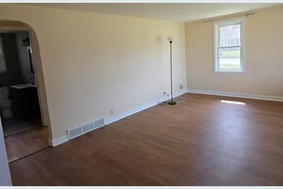 106 N Quincy Street, Lawton, MI 49065 - Photo 7