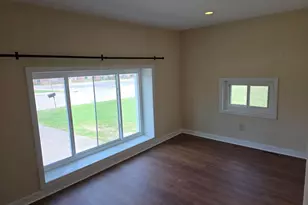 106 N Quincy St, Lawton, MI 49065 - Photo 13