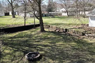 315 W Pere Marquette St, Big Rapids, MI 49307 - Photo 25