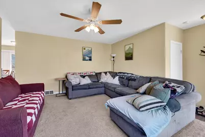 893 Sherry Drive, Lake Orion, MI 48362 - Photo 9