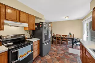 893 Sherry Dr, Lake Orion, MI 48362 - Photo 15