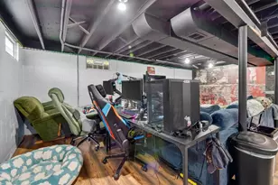 893 Sherry Dr, Lake Orion, MI 48362 - Photo 31