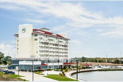 800 Whitwam Drive #5 & 5A, Saint Joseph, MI 49085 - Photo 1