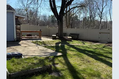 1222 E Porter Street, Albion, MI 49224 - Photo 3