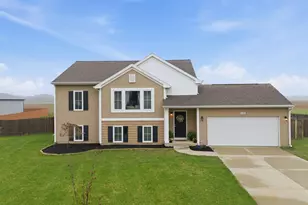 15148 Portage Rd, Vicksburg, MI 49097 - Photo 1