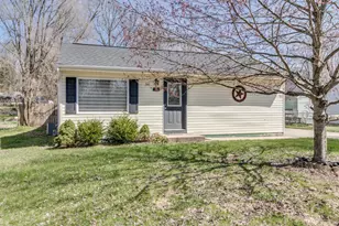 238 Limit St, Battle Creek, MI 49037 - Photo 1