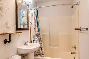 238 Limit St, Battle Creek, MI 49037 - Photo 17