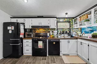 2864 Dornick Dr, Hudsonville, MI 49426 - Photo 15