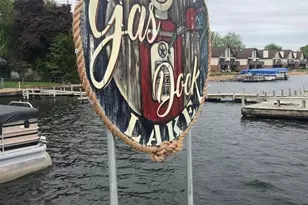 8274 Pokagon Rd, Watervliet, MI 49098 - Photo 37