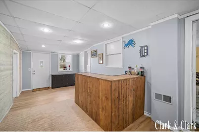 525 W Randall Street, Coopersville, MI 49404 - Photo 5