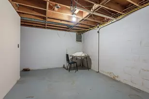 1307 4th St, Lake Odessa, MI 48849 - Photo 27