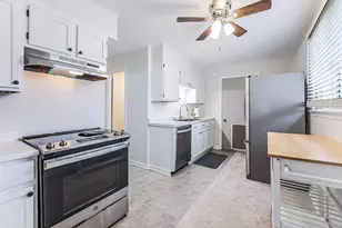 2133 N Circle Dr, Ann Arbor, MI 48103 - Photo 11