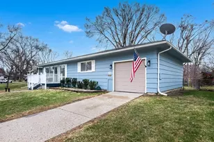 2133 N Circle Dr, Ann Arbor, MI 48103 - Photo 39