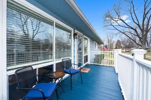 2133 N Circle Dr, Ann Arbor, MI 48103 - Photo 3