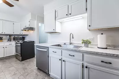 2133 N Circle Drive, Ann Arbor, MI 48103 - Photo 13