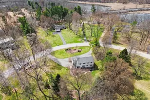 3132 Daleview Dr, Ann Arbor, MI 48105 - Photo 5