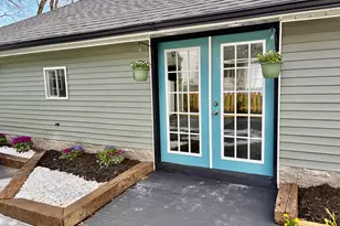 460 Hazel Ct, Muskegon, MI 49442 - Photo 7